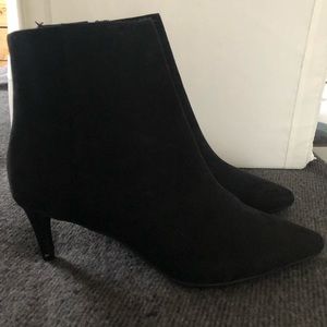 NWOT - H&M - Black Ankle Booties - 5.5